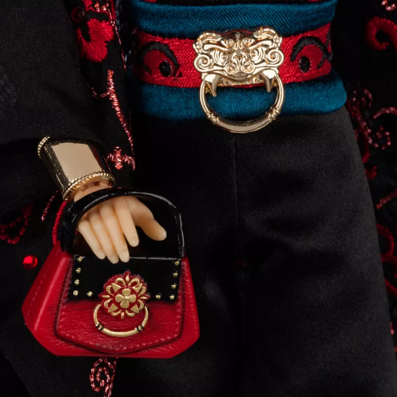 Mulan Ultimate Princess Celebration Limited Edition Doll 7 Mulan Ultimate Princess Celebration Limited Edition Doll - Image 5