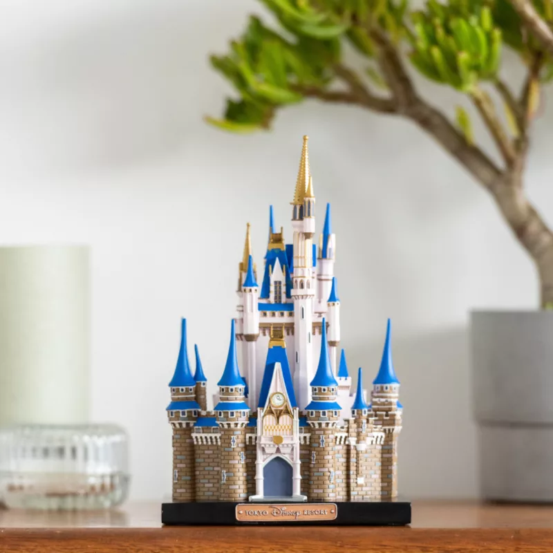 Tokyo Disneyland Castle Figurine 4 Tokyo Disneyland Castle Figurine - Image 2